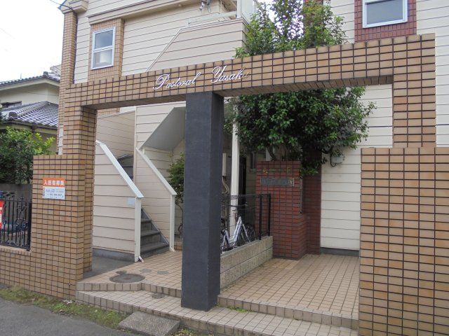 パストラル八坂 A棟の外観画像