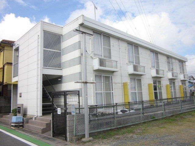 レオパレスユースフルの外観画像