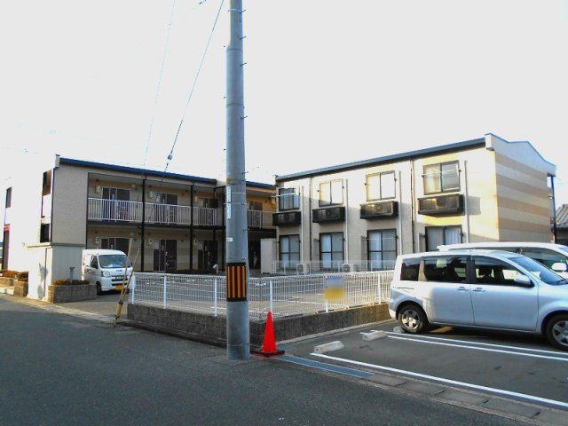 レオパレス神ヶ辻中の外観画像