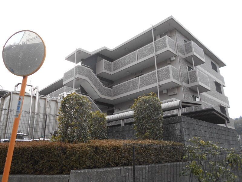 ラフォーレ南平台の外観画像