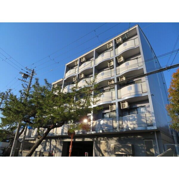 メゾンドール吹田の外観画像
