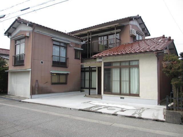 粟島3丁目貸家の外観画像
