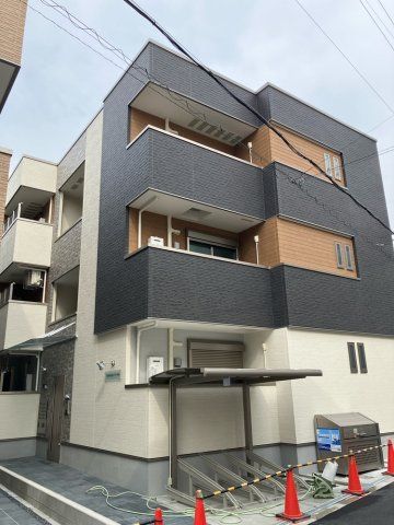 フジパレス十三イーストの外観画像