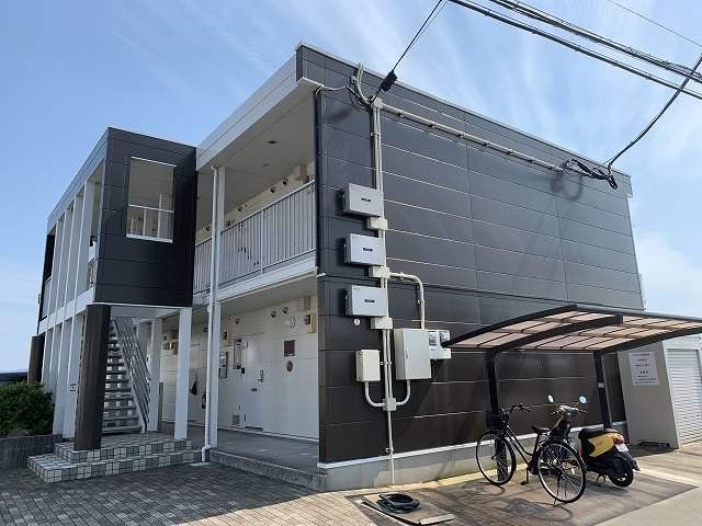 レオパレスフォレストヴィラの外観画像
