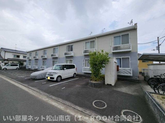 レオパレスJUN東野の外観画像