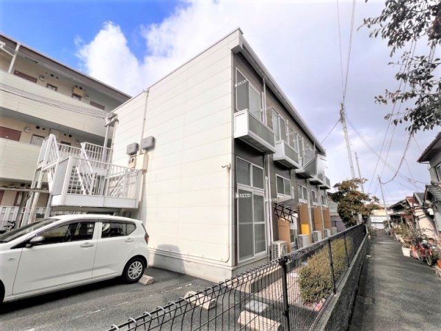 レオパレスフラワリーの外観画像