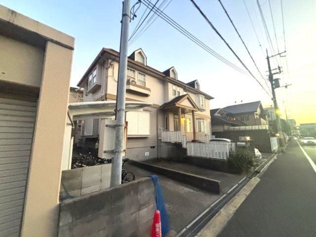 ストークハイツ北桜塚の外観画像