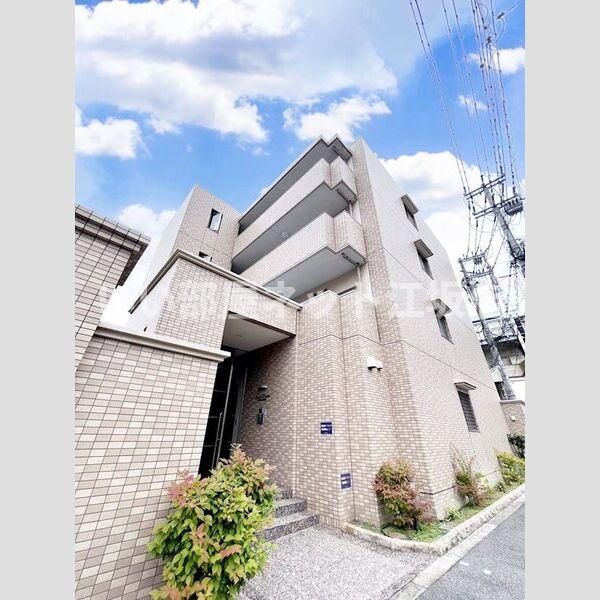 ロワイヤル ヴァンテの外観画像