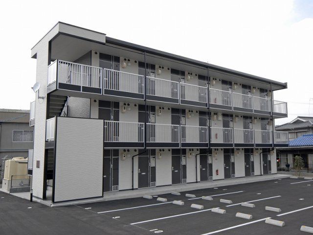 レオパレスグローリーの外観画像