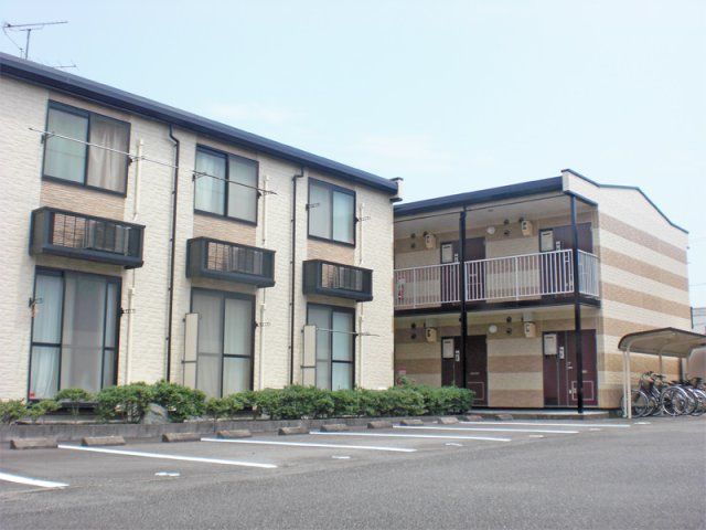 レオパレスジャルダンCの外観画像