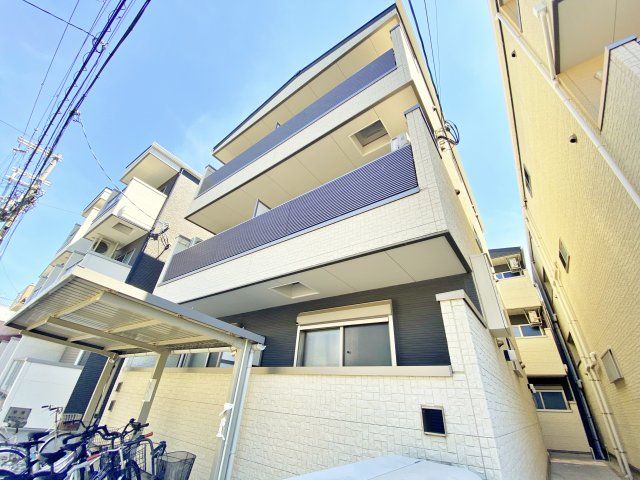 F maison LORE Ⅲ番館の外観画像
