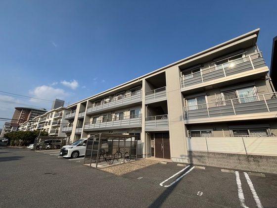 フィエスタの外観画像