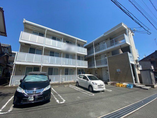 レオパレス八右衛門の外観画像