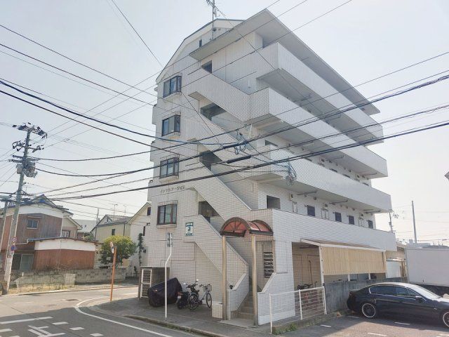 イシマルアークビルの外観画像