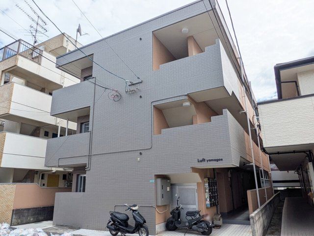 Luft山越の外観画像