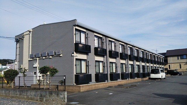 レオパレスドエル坂口町の外観画像