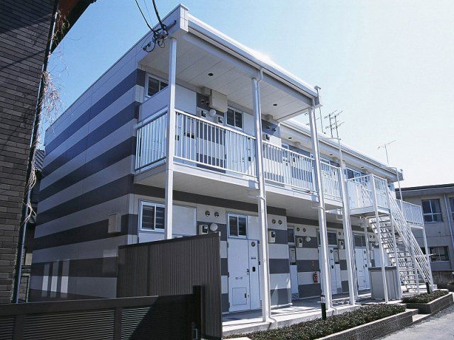 レオパレスIRONの外観画像