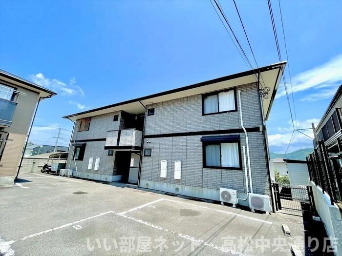 ビオトープ勝賀 A棟の外観画像
