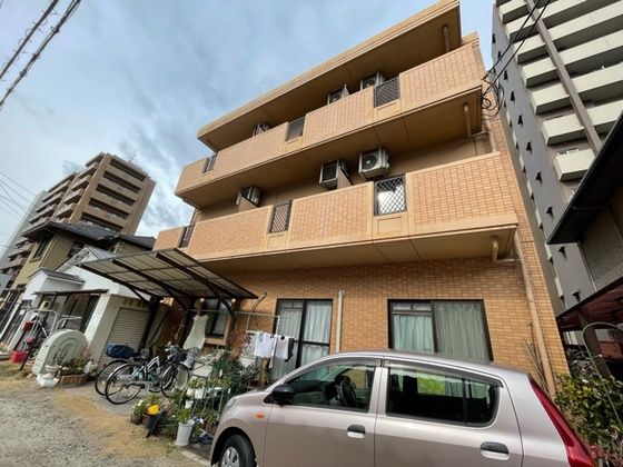 シャンス増岡の外観画像