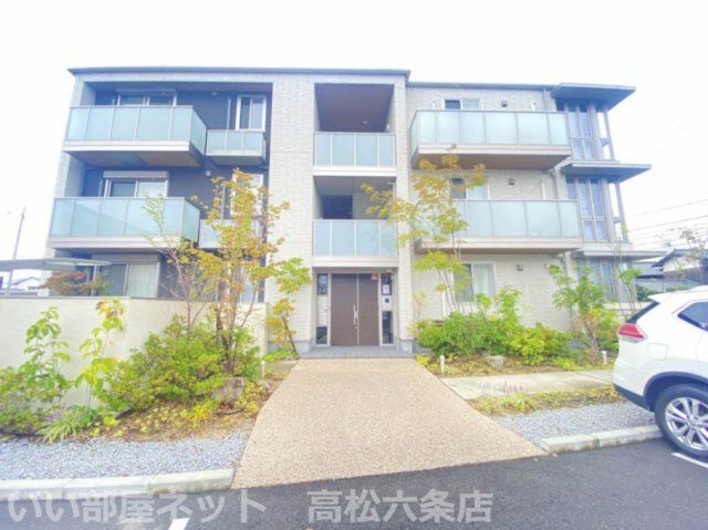 グリーングラスⅢの外観画像
