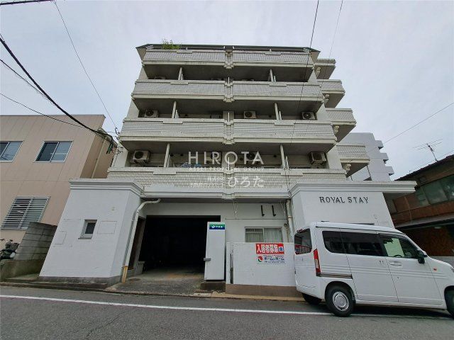 ロイヤルステイの外観画像
