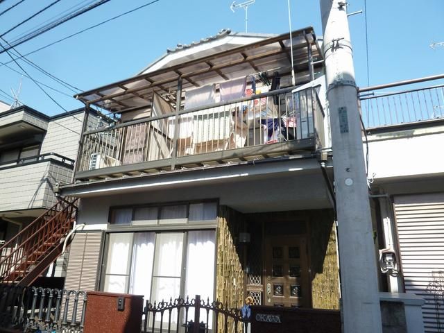 JJの外観画像