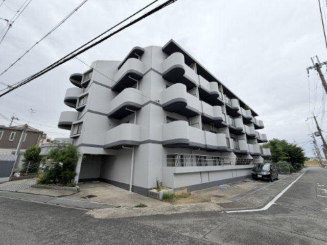 万代マンションⅡの外観画像