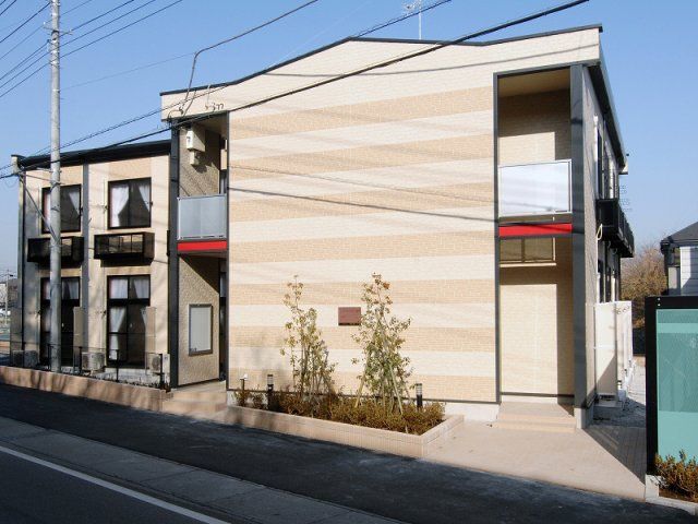 レオパレスバンリュハウスの外観画像