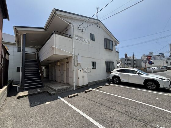 コーポラス医大東の外観画像