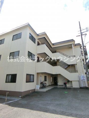 ロイヤルハイツ木村2号館の外観画像