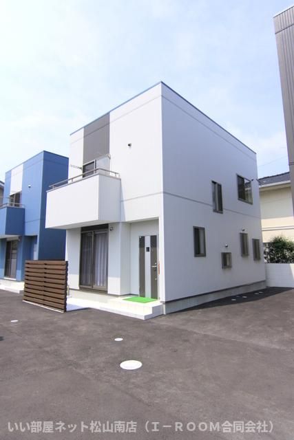 カーサフェリース地蔵町Ⅱの外観画像