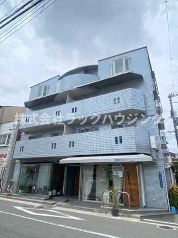 ロジャースガーデンの外観画像
