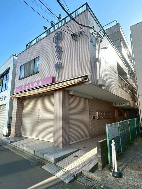 ロードしゅんの外観画像