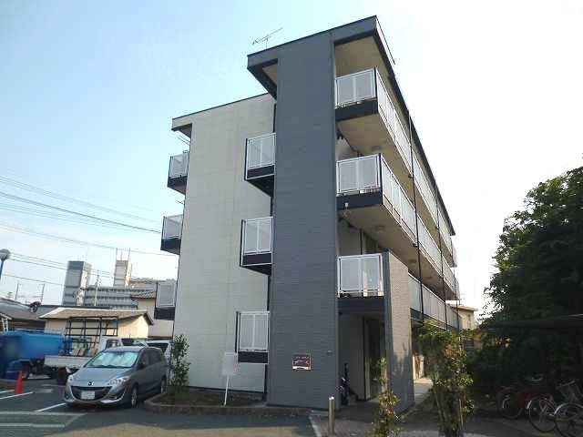 レオパレス白坪の外観画像