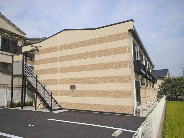 レオパレスヒライⅣの外観画像